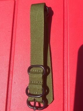 NATO strap 18mm Olive green Brand New Rounded Buckles